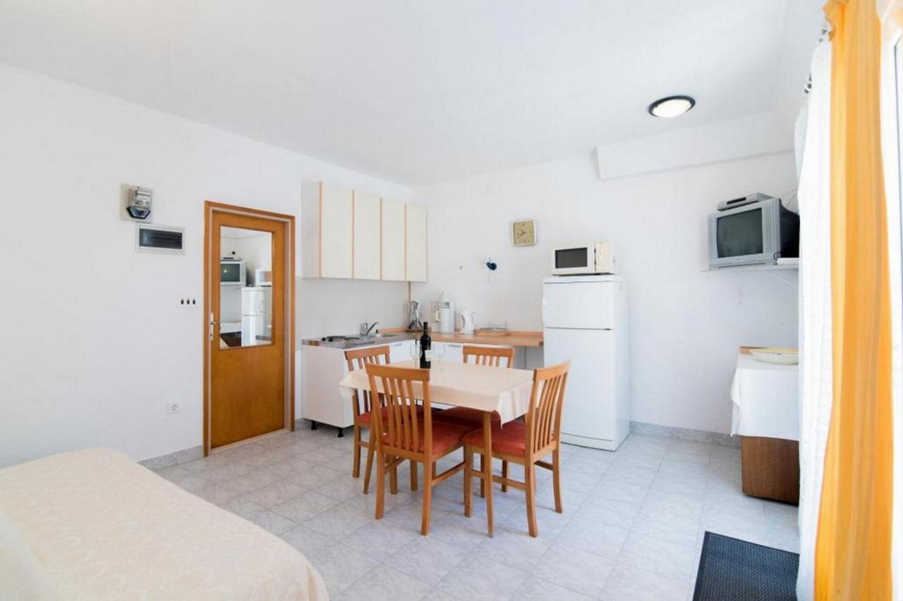 Apartments Veve Постира Экстерьер фото