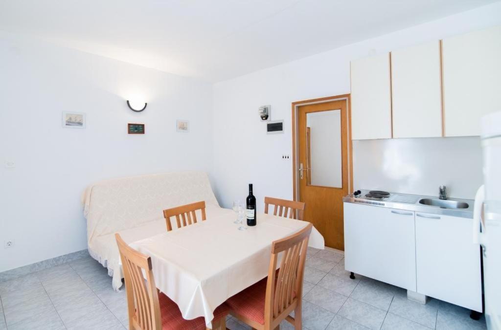 Apartments Veve Постира Номер фото