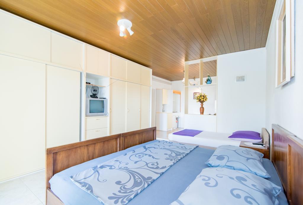 Apartments Veve Постира Экстерьер фото
