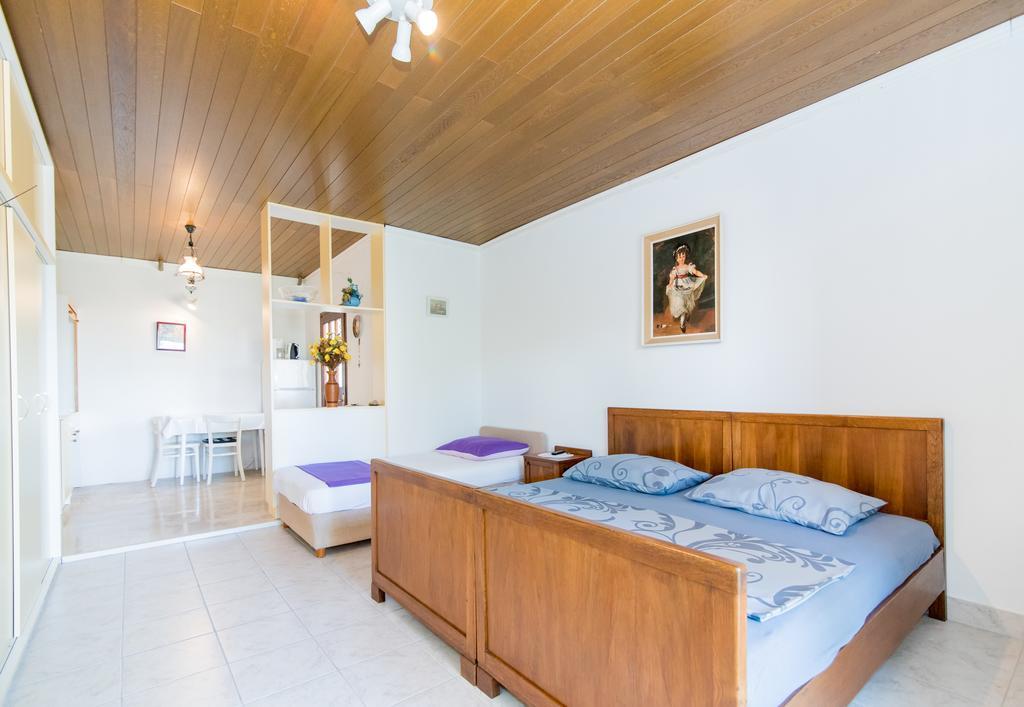 Apartments Veve Постира Экстерьер фото