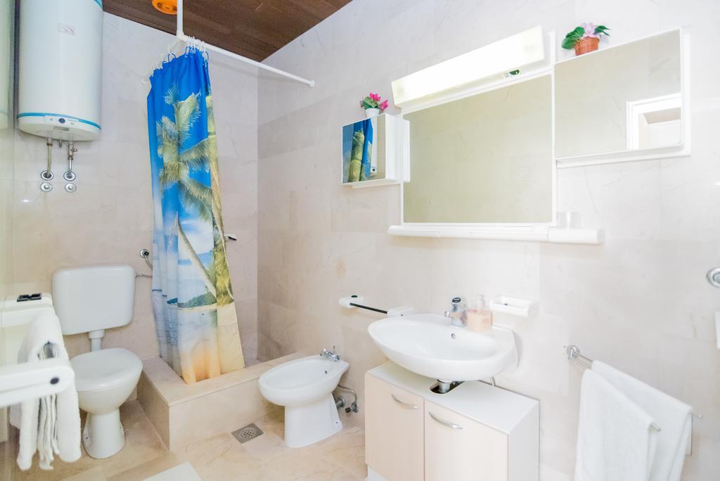 Apartments Veve Постира Экстерьер фото