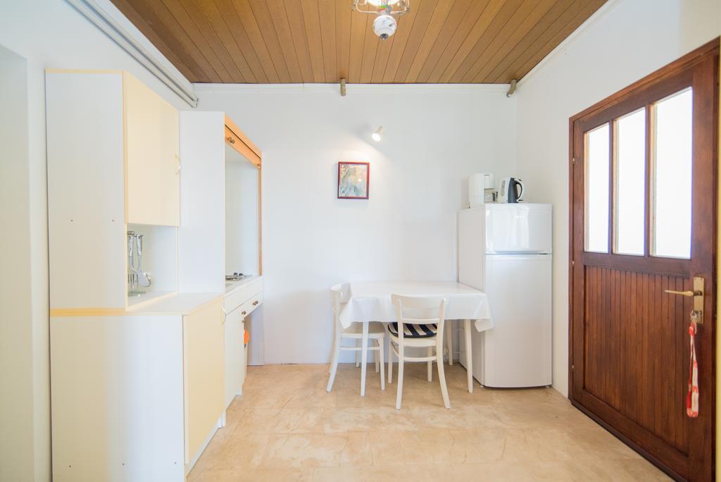 Apartments Veve Постира Экстерьер фото